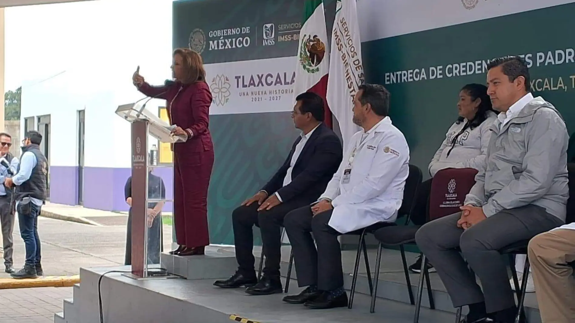 entrega de crerdenciales Imss-Bienestar Chiaugtempan (1)